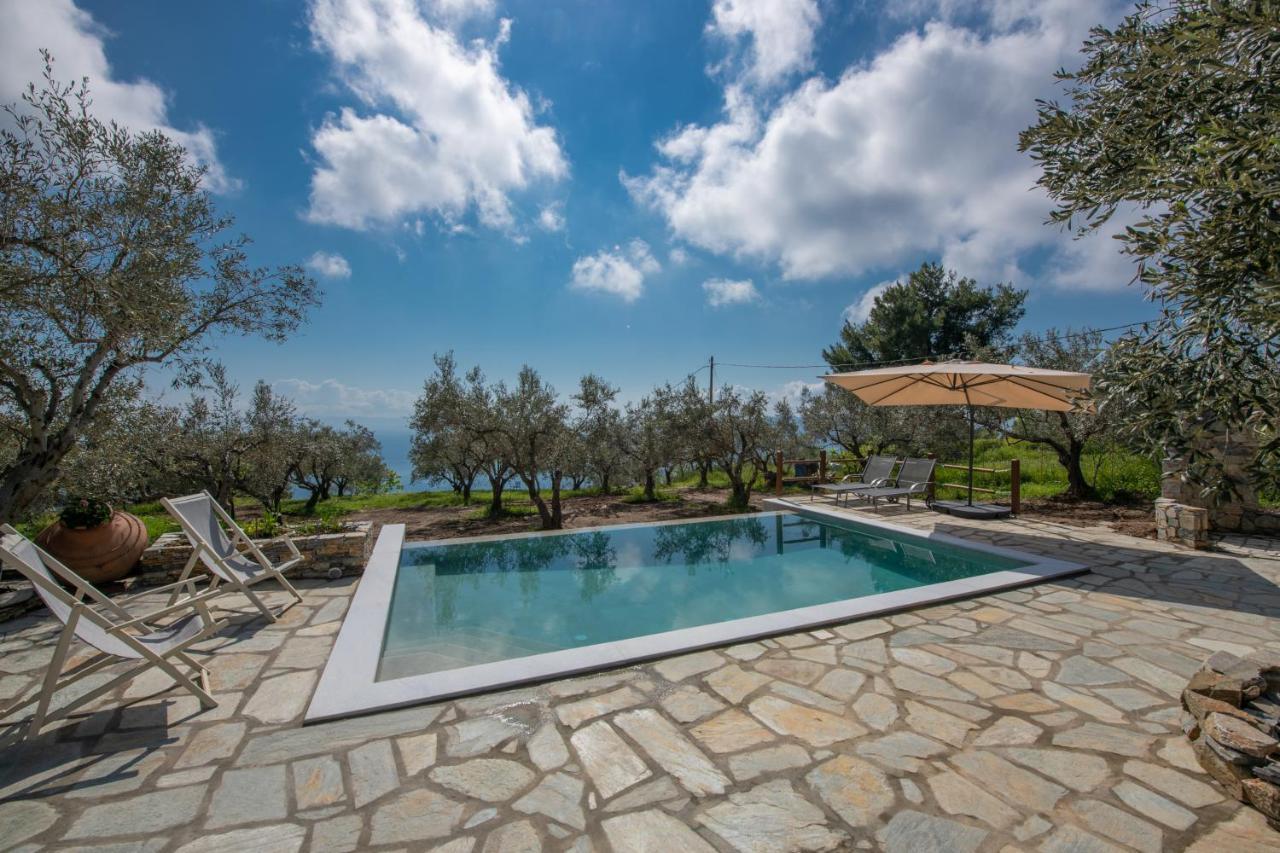 Villa Marouda Glossa Exterior photo