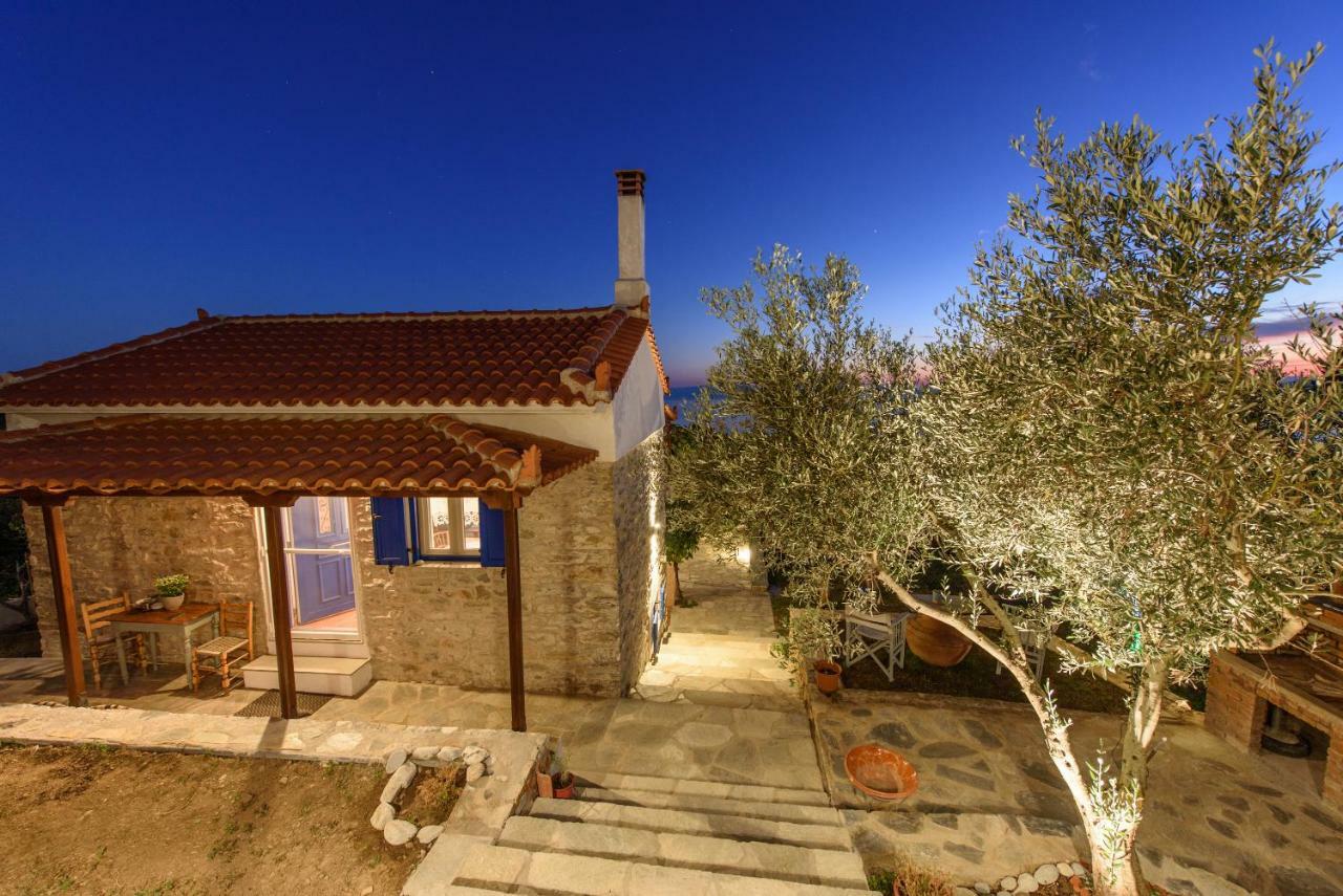 Villa Marouda Glossa Exterior photo
